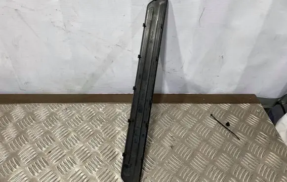 Audi Q7 4L Rear sill trim cover 4L0853793