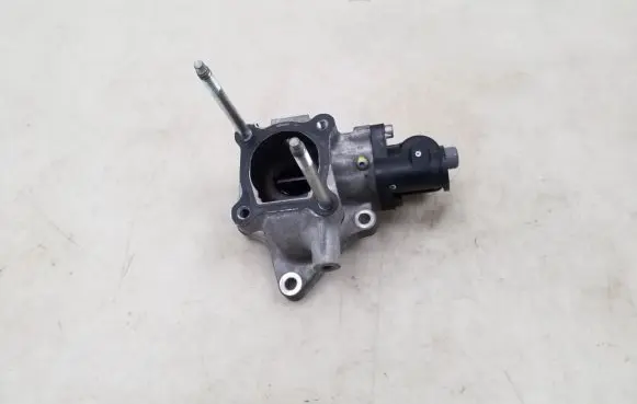 Honda Civic IX EGR valve