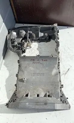 Oil sump