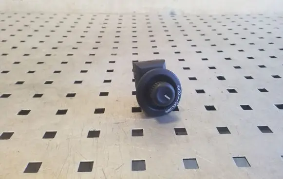 Jaguar XJL Steering wheel adjustment switch 03930345
