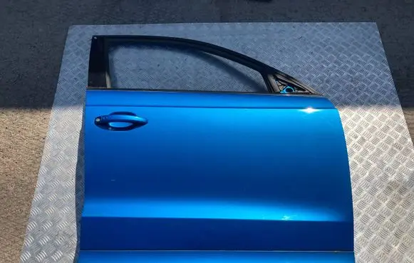 Audi Q3 8U Front door 8U0831312C