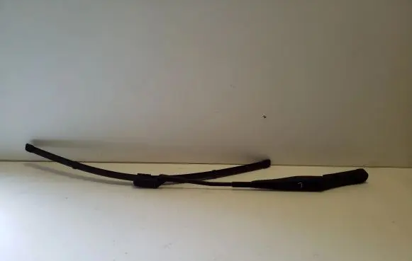 Volkswagen Amarok Front wiper blade arm 2H2955410B
