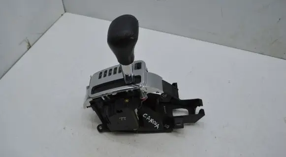Toyota Corolla E120 E130 Gear shifter/selector I3462