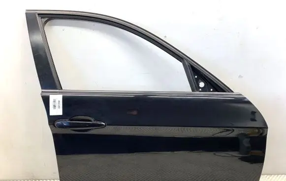 BMW 3 E90 E91 Front door 475