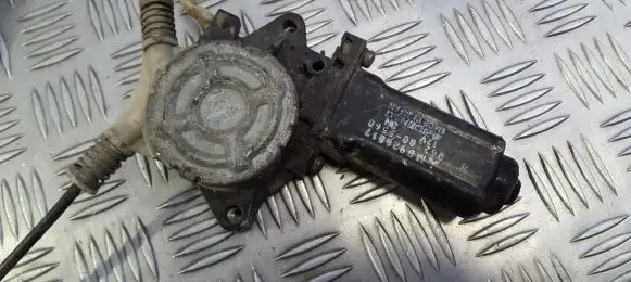 Mitsubishi Galant Front door window regulator motor mb926817 062100-5560