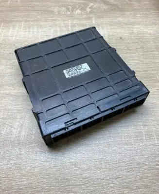 Mitsubishi Galant Engine control unit/module ECU MR578505 E6T96479