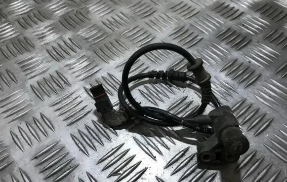 Mercedes-Benz A W168 ABS brake wheel speed sensor a1685400017 0265005369