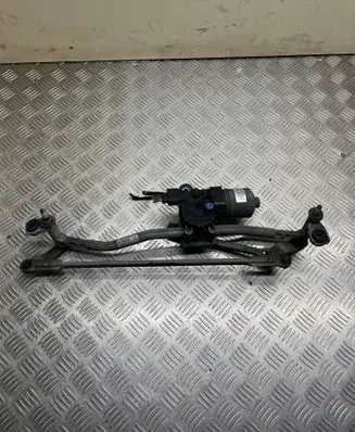 Volkswagen Jetta VI Front wiper linkage 5C8955119A