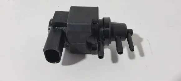 Audi A6 S6 C5 4B Turbo solenoid valve 059906628B