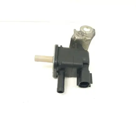 Lexus GS 300 350 430 450H Turbo solenoid valve 9091012276 1362007010