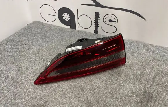 Opel Grandland X Tailgate rear/tail lights 81670103 9646767180