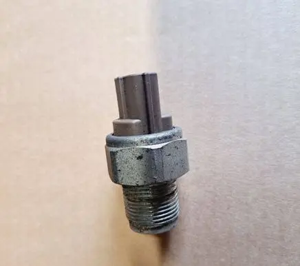Subaru Legacy Fuel pressure sensor 