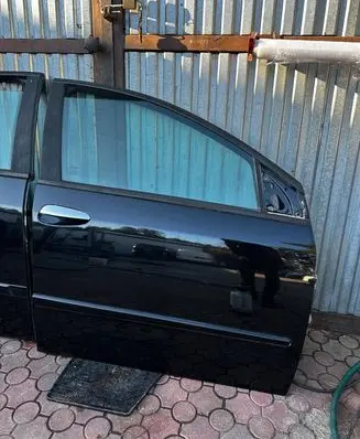 Fiat Croma Front door