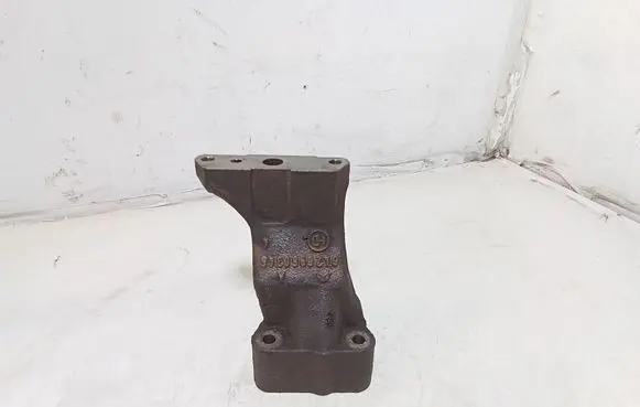 Mercedes-Benz ML W164 Engine mounting bracket 6420960345