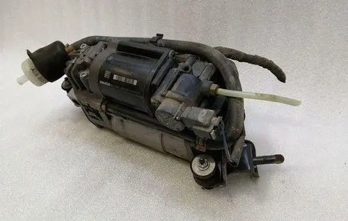 Mercedes-Benz E W212 Air suspension compressor/pump A2123200104