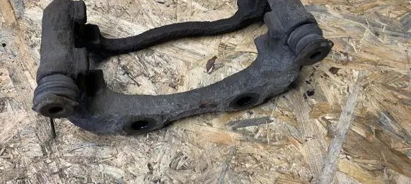 Peugeot Partner Front Brake Caliper Pad/Carrier 