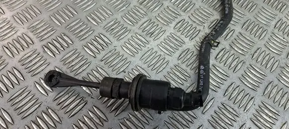 Hyundai i40 Clutch master cylinder 