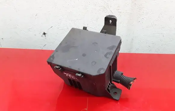 Nissan Navara D40 Fuse module 284B8EB300
