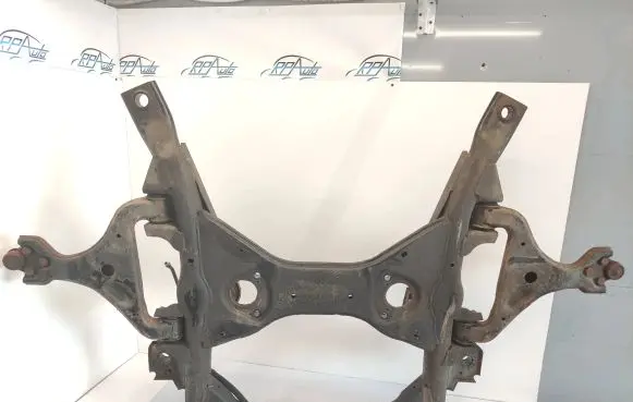 Mercedes-Benz Vito Viano W639 Front subframe A6393302606 A6393300510