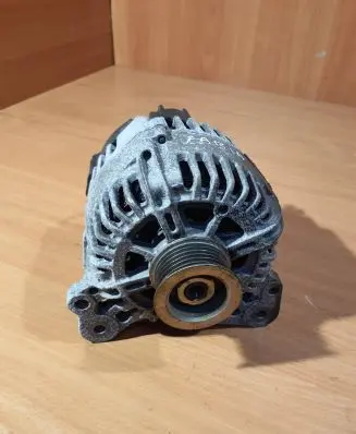 Skoda Fabia Mk2 (5J) Generator/alternator