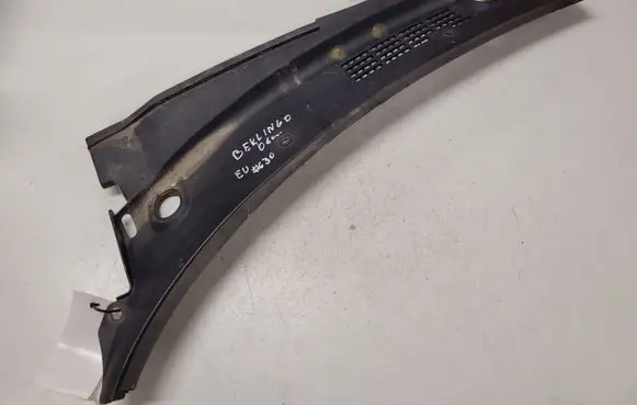 Citroen Berlingo Wiper trim 9642405877