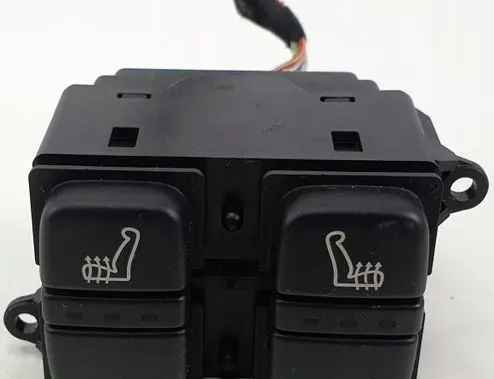 Jaguar XJ X350 Seat heating switch 2W9314D695AB