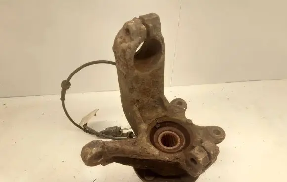 Ford Mondeo Mk III Front wheel hub spindle knuckle