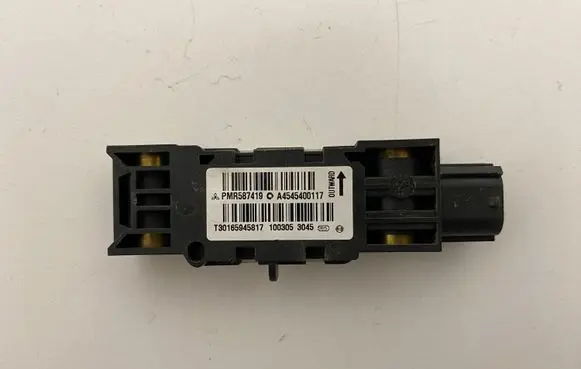 Mitsubishi Colt Airbag deployment crash/impact sensor PMR587419 A4545400117