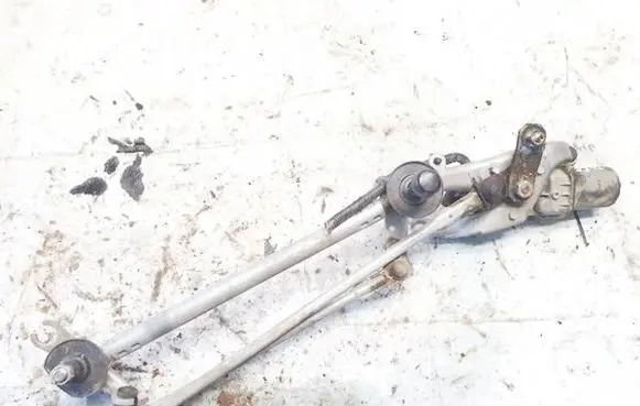 Honda Civic IX Front wiper linkage and motor
