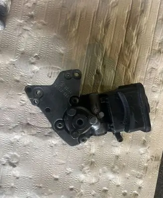 BMW 5 E39 Power steering pump 2247556 3242