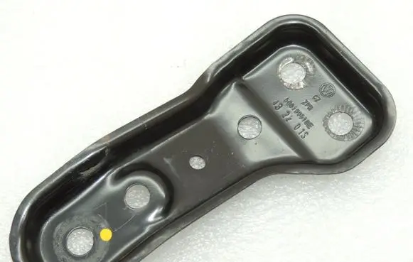 Cupra Leon Engine mounting bracket 5Q0199518E