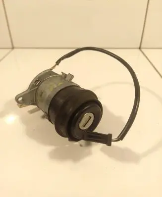 Audi A6 S6 C4 4A Tailgate exterior lock 4a9862022