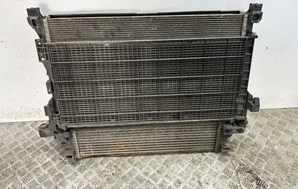 Opel Vivaro Radiator set 214816680R