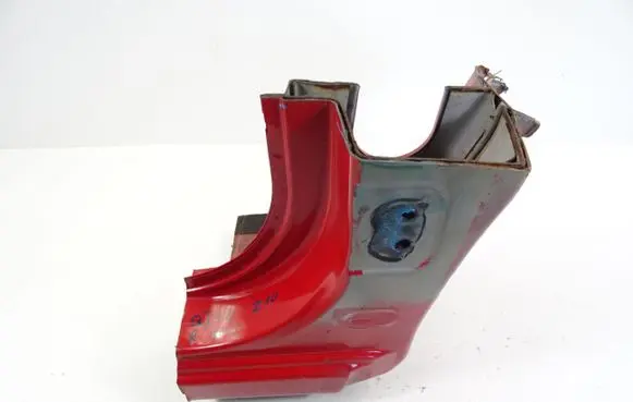 Nissan Qashqai+2 Rear sill (body part) PRAWY