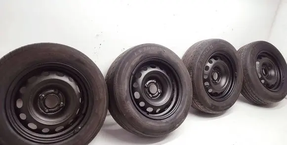 Peugeot Partner R15 steel rim 