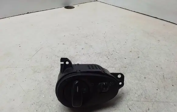 Ford Focus Light switch 98AG13A024CH 04052524