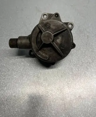 Audi A6 S6 C5 4B Vacuum pump 72218501
