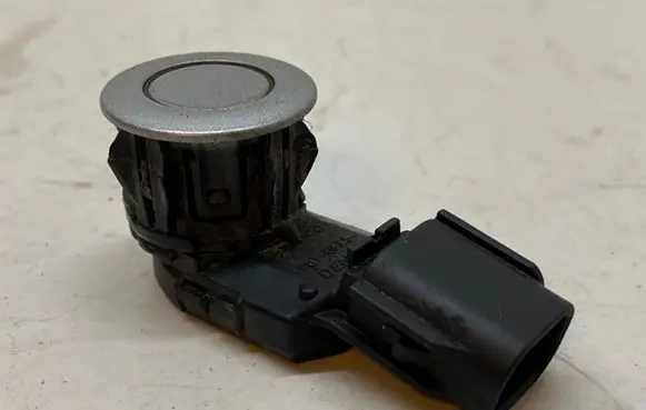 Toyota RAV 4 (XA40) Parking PDC sensor 4206050510