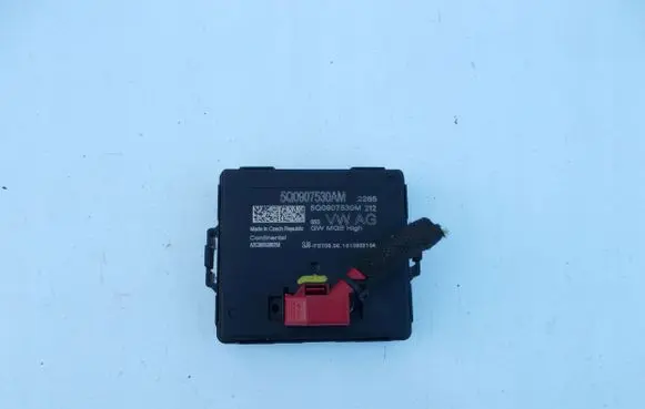 Volkswagen PASSAT B8 Gateway control module 5Q0907530AM