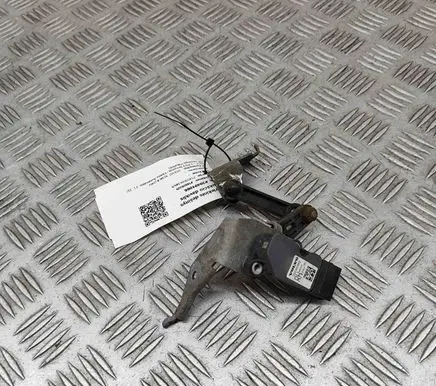 Volvo XC60 Air suspension front height level sensor 32246988