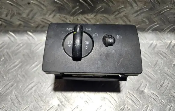 Ford Mondeo Mk III Light switch