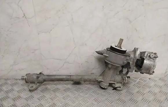 BMW 2 F46 Steering rack 6899956