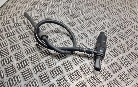 Audi A4 S4 B8 8K Headlight washer pump 8k0955681 31097200 8k0955667b