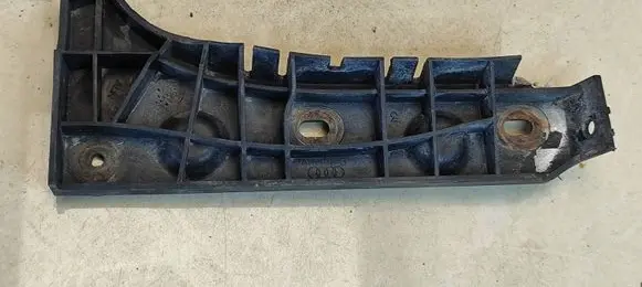 Audi A6 S6 C5 4B Front bumper mounting bracket 4B0807283B