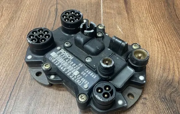 Mercedes-Benz S W140 Combustion control unit/module 0135457032 0227400820