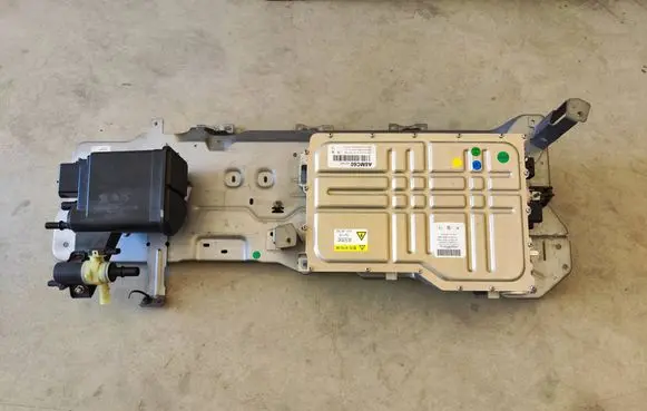 Citroen DS7 Crossback Battery charger (optional) 9838430180