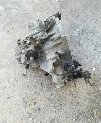 Toyota Yaris Manual 5 speed gearbox