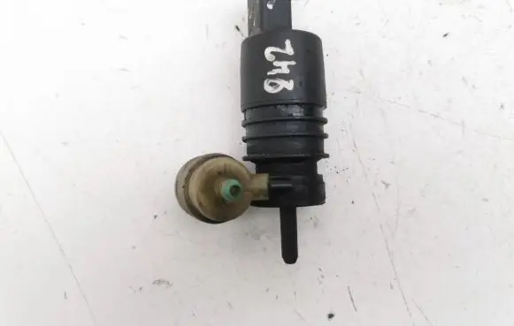 Audi A4 S4 B6 8E 8H Windscreen/windshield washer pump