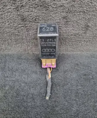Audi A6 S6 C5 4B Other relay 4B0907307B