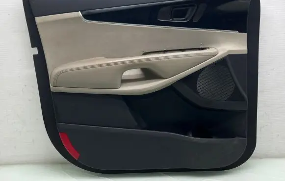 KIA Sorento Front door card panel trim 82311C5000 82313C5000